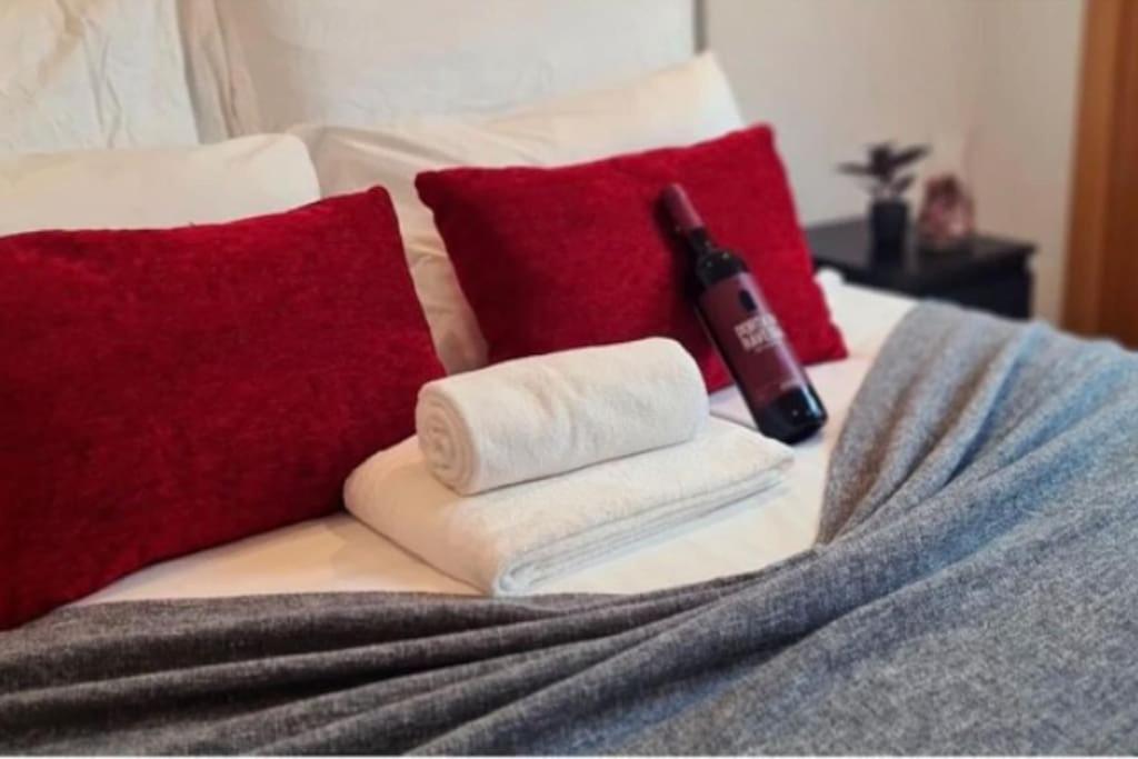 Beautiful Flats In The Best Location Appartement Porto Buitenkant foto
