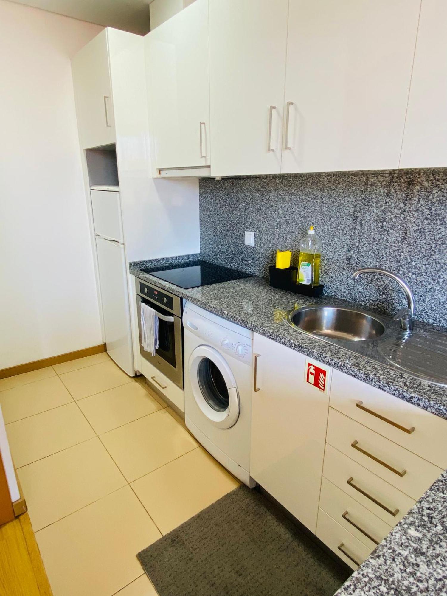 Beautiful Flats In The Best Location Appartement Porto Buitenkant foto